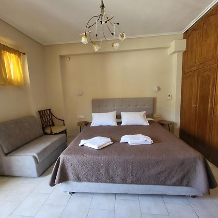 Paradise Bar Apartments Planos  Luaran gambar