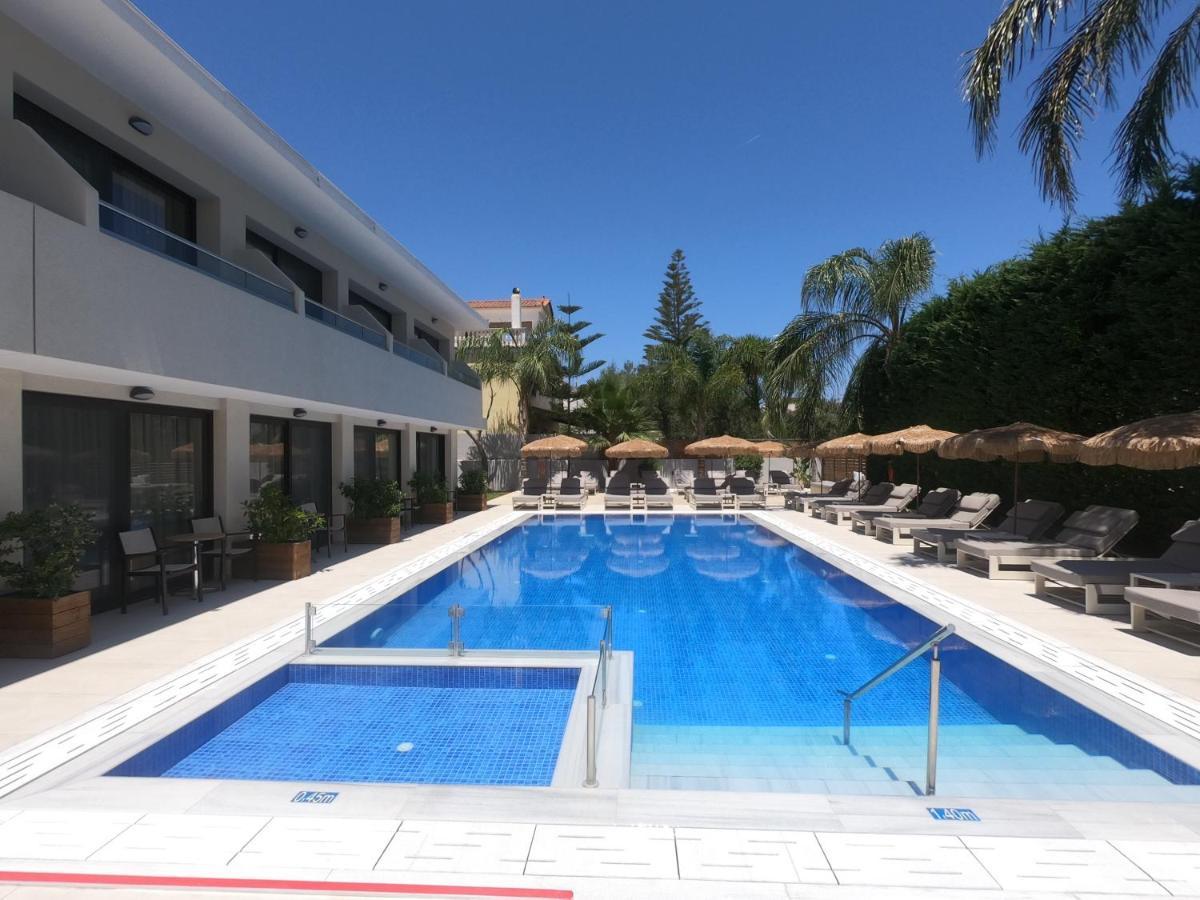 Paradise Bar Apartments Planos  Luaran gambar
