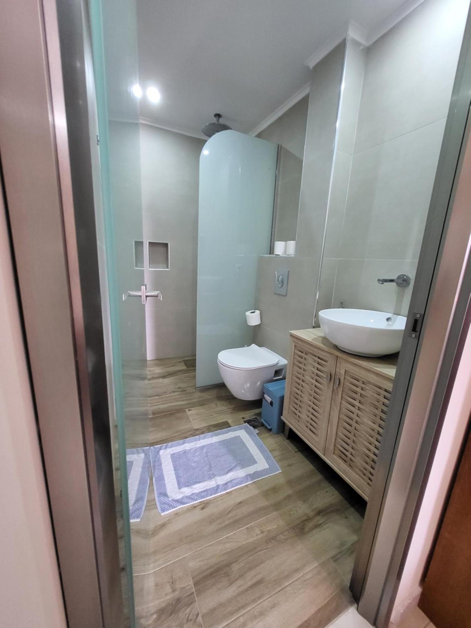 Paradise Bar Apartments Planos  Luaran gambar