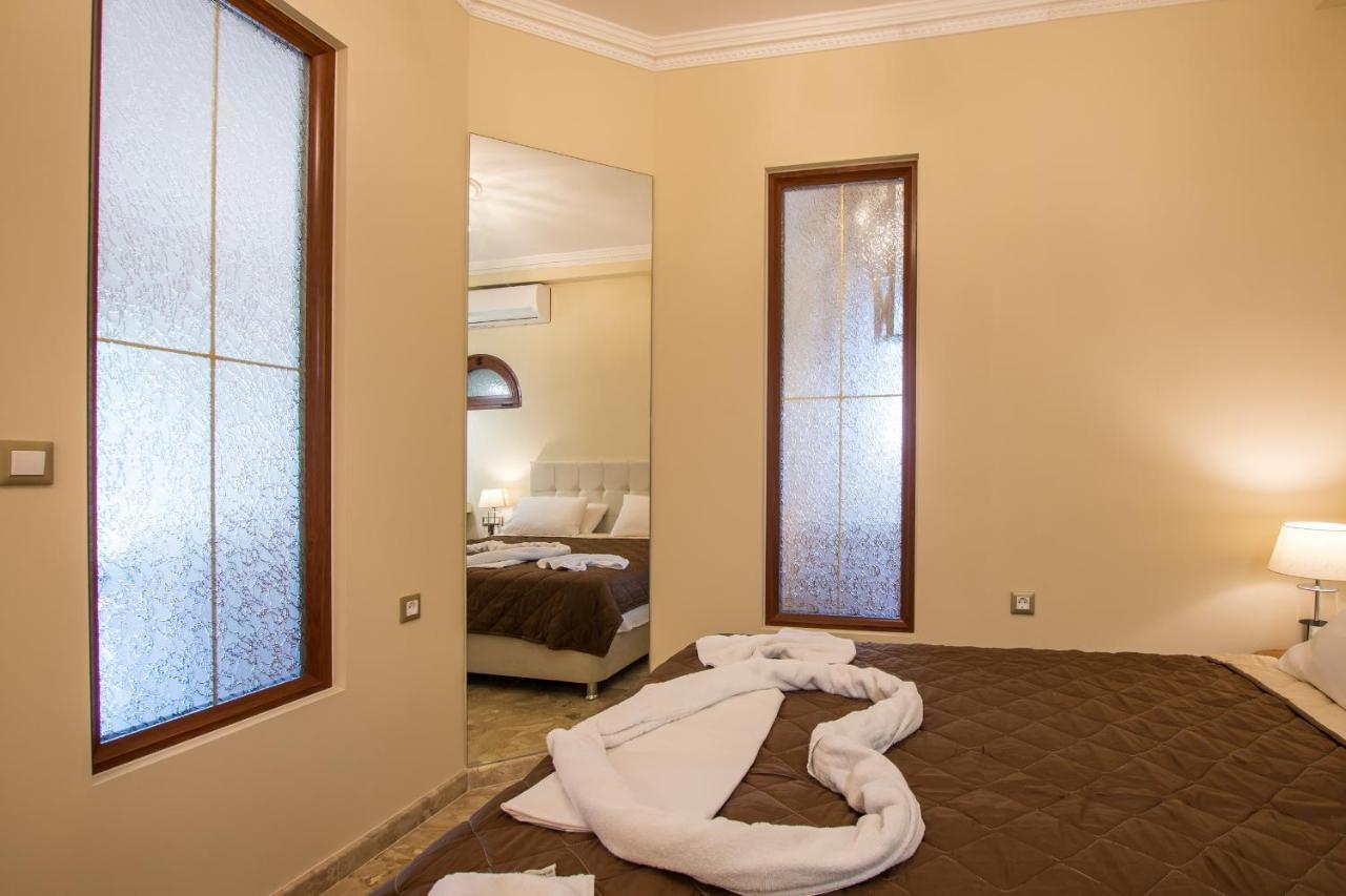 Paradise Bar Apartments Planos  Luaran gambar